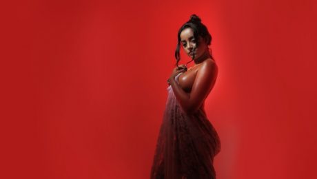 photo-1580486507512-deda82970c10